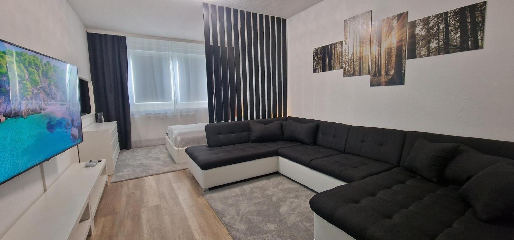 2 Bedroom Cityview Apartment Ps5-Qled Tv-Parking เคมนิตซ์ ภายนอก รูปภาพ